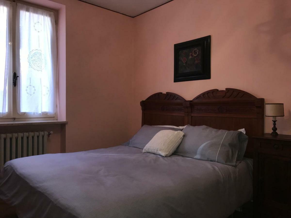 Bed & Roses “Gege” Apartment La Morra Exterior foto