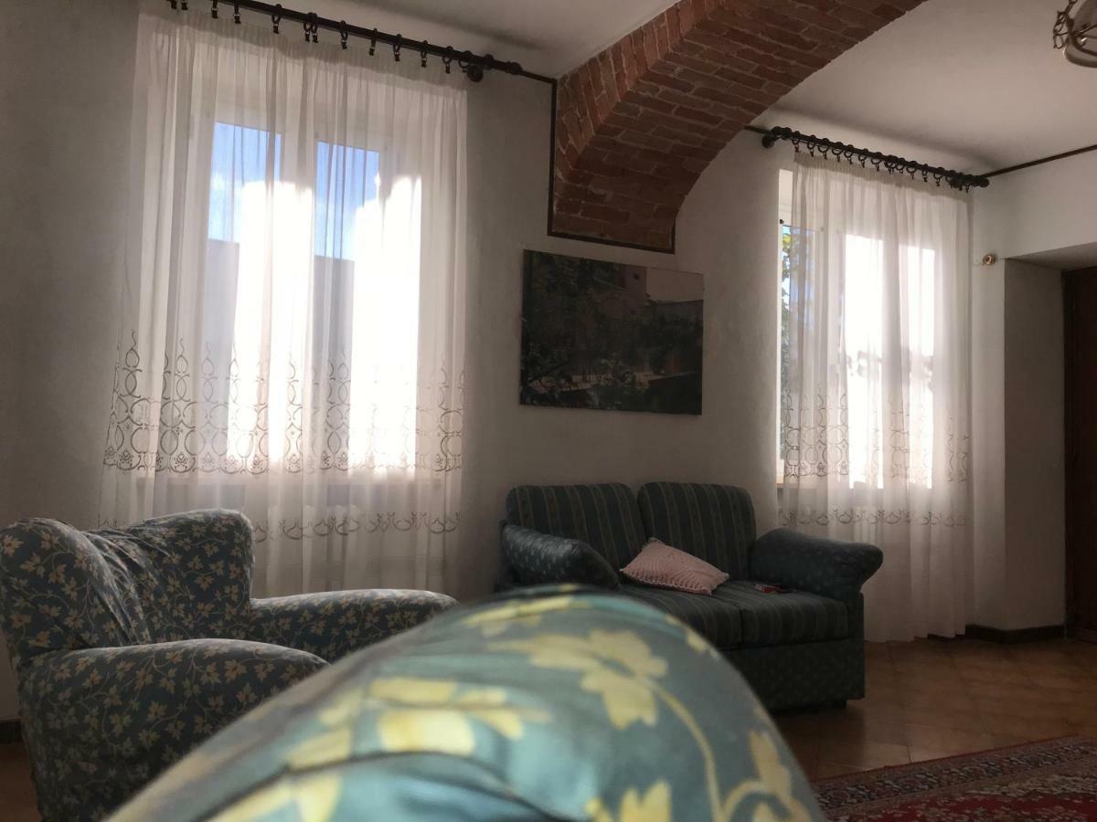 Bed & Roses “Gege” Apartment La Morra Exterior foto